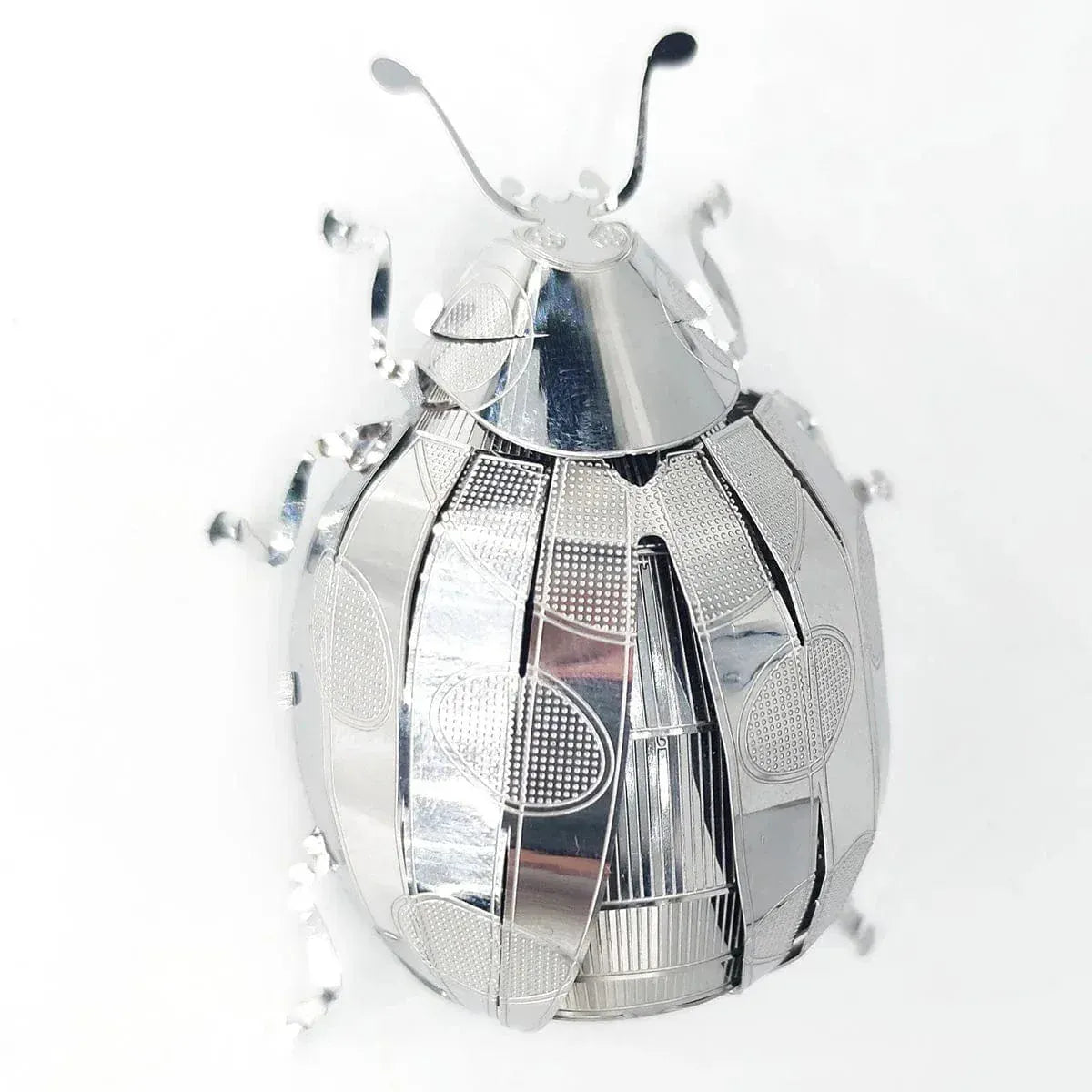 Puzzle 3d Coccinelle : Une Maquette Métallique Élégante et Originale