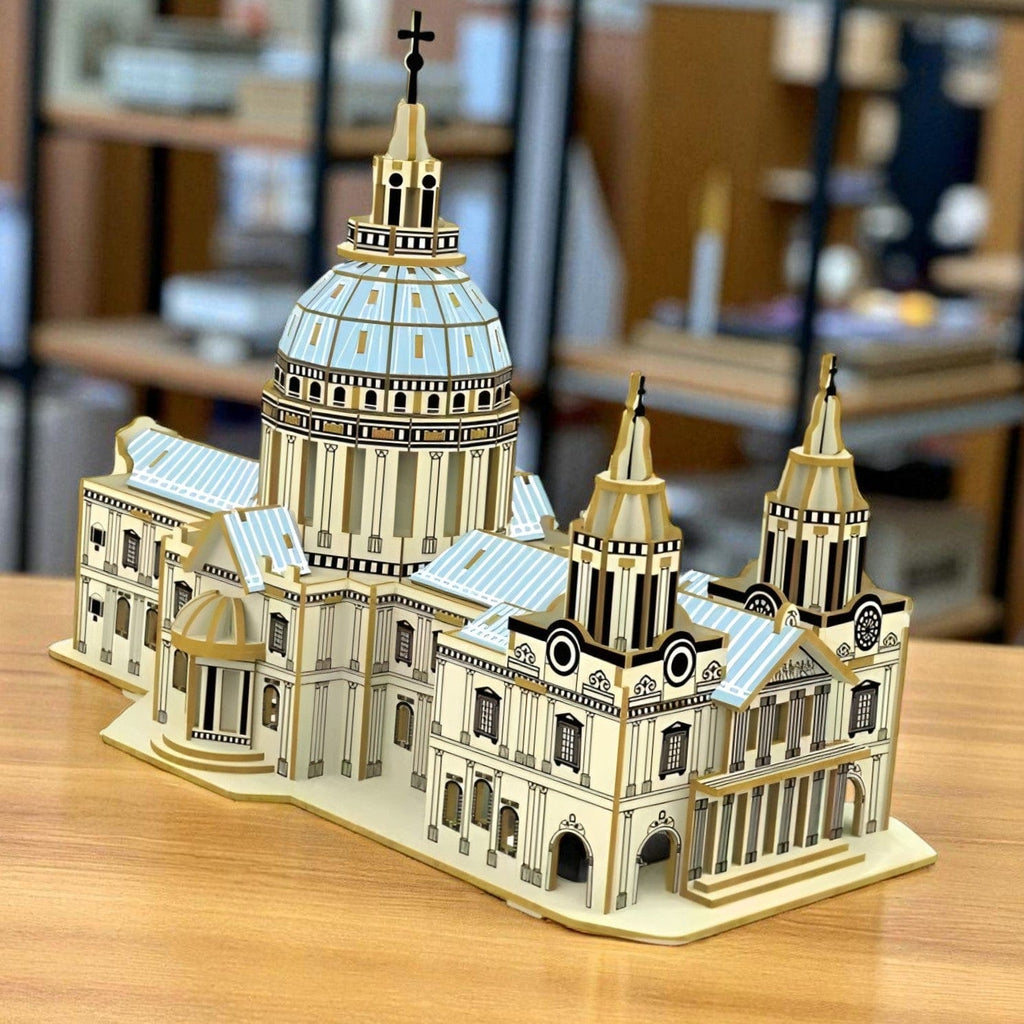 Maquette Cathédrale : Découvrez l'Art Miniature d'Exception