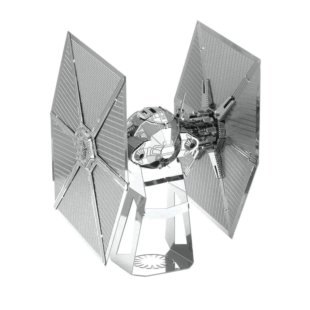 Puzzle 3D Vaisseau Combat – Construisez votre Flotte Spatiale !